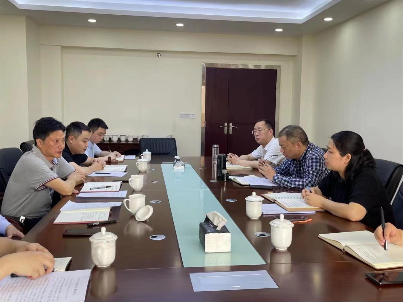 集團黨委書記、董事長許大政一行赴巴中農商行開展業(yè)務合作洽談會